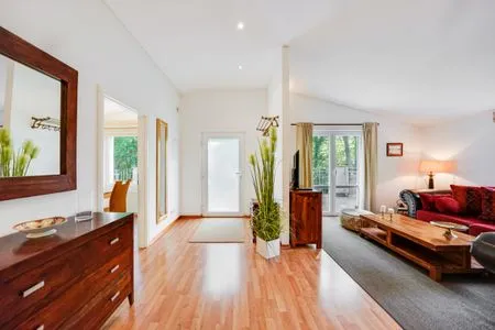 Wohnzimmer Wald & Meer Apartments, FeWo I: Waldgeflüster