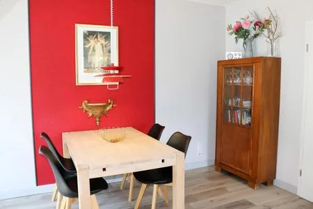 Esstisch im Wohnbereich Zum Leuchtturm Wohnung 9