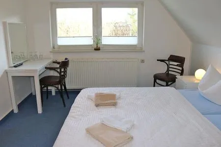 Bettwäsche und Handtücher sind inklusive Haus Kleist Zimmer 1