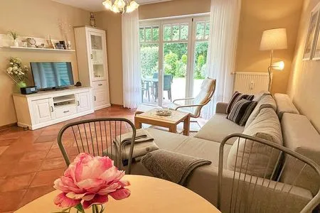 Wohnraum mit Zugang zur großen Terrasse Zum Leuchtturm Wohnung 2