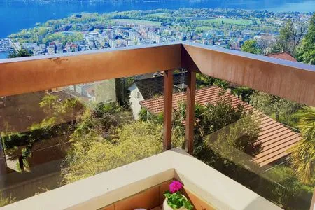 Balkon Eckwohnung C06