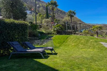 Gartenblick Bergidylle am Lago Maggiore