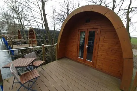  19 Premium Camping Pod "Alsen"