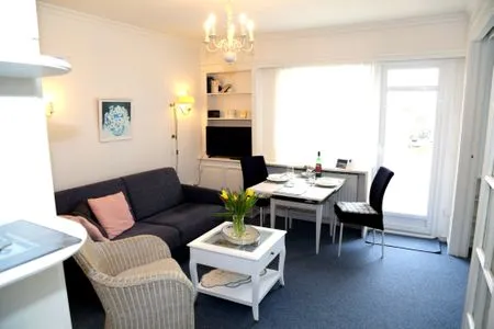 Wohnzimmer Theodor-Heuss-Str. 12, Whg. 74