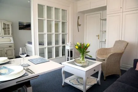 Wohnzimmer Theodor-Heuss-Str. 12, Whg. 74