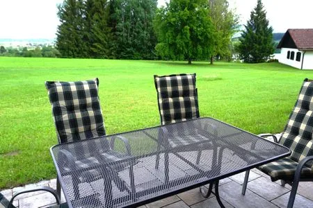Gartenblick Feriendorf Hochbergle Haus 138