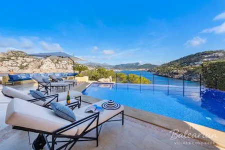  The Yellow Castle