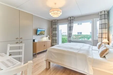 Schlafzimmer (STR90b) Ferienwohnung "Haus Diana 2"