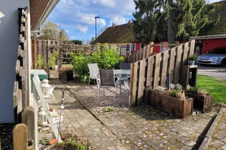  geraümige Wohnung im Grünen