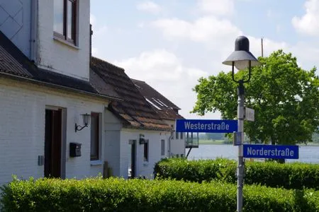 Hauptansicht Ferienhaus Friedas Fischerhuus