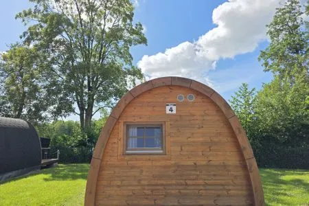  04 Premium Camping Pod "Oland"