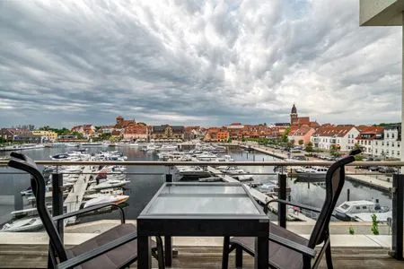 Ferienwohnung Wohlfühloase Hafenresidenz Waren (Müritz) - Ausblick auf den Hafen  Wohlfühloase
