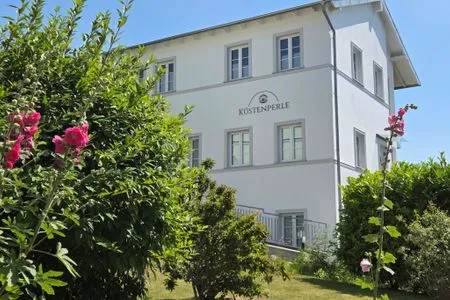 Fassade / Eingang Villa Küstenperle - App. Auszeit - Meerblick pur!