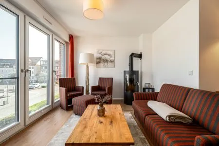 Ferienwohnung Müritzquartier No.13 Hafenresidenz Waren (Müritz) - Wohnzimmer mit Hafenblick  Müritzquartier No.13