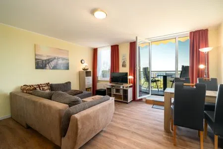 Ferienwohnung Seeadler - Waren (Müritz) - Wohnzimmer mit Seeblick  Seeadler