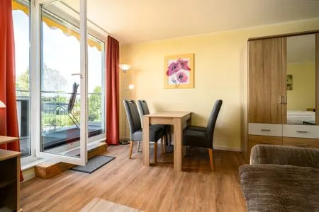 3 Ferienwohnung Seeadler - Waren (Müritz) - Wohnzimmer mit herrlicher Aussicht  Seeadler