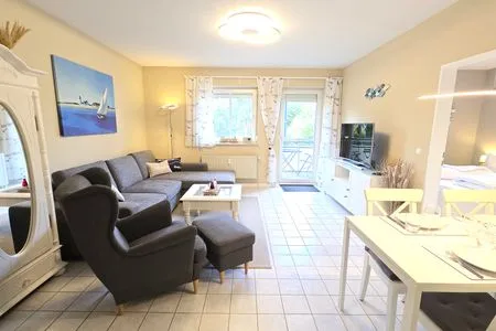 Wohnzimmer Ferienwohnung "Lieblingsplatz" in Kalifornien an der Ostsee