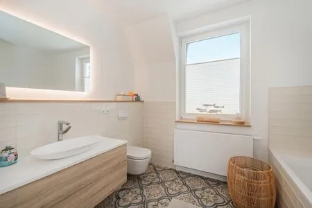 Badezimmer Haus Skanska App. Landskrona mit Balkon und nur 100 m bis zum Strand