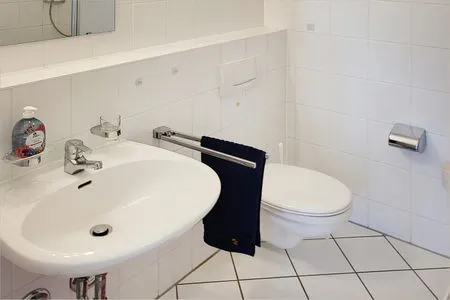 Badezimmer Ferienwohnung Meeresruh nur 150 m zum Strand mit Balkon