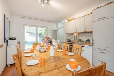 Küche / Küchenzeile Ferienhaus Rad Kapitän direkt am See mit Sauna und Terrasse