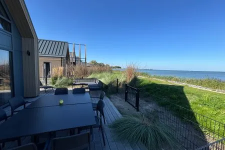 Enkhuizer Strand BeachHouse Seaside mit Zaun Nr. 410 Enkhuizen / IJsselmeer - 