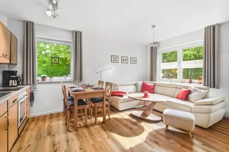Wohnbereich und offene Küchenzeile  Ferienwohnung Sobek