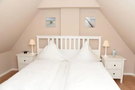 Schlafzimmer LH Dünenblick Wohnung 9