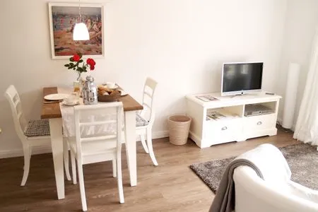 Essbereich der Ferienwohnung Düne in Norddorf auf Amrum Haus Anneliese Bungalow Düne