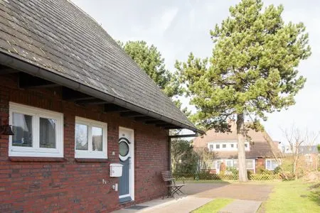 Fassade / Eingang Haus Sylt für Vier, App. 8