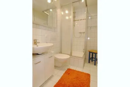 Badezimmer mit Dusche Residenz am Strand Wohnung 3-54
