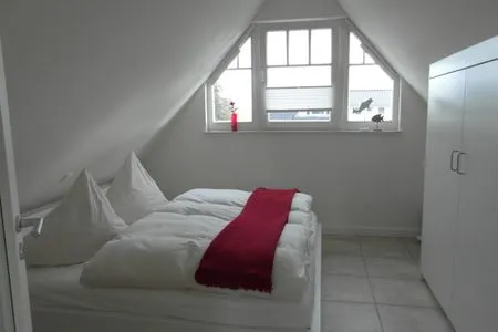 Schlafzimmer mit Doppelbett Mühlenstrasse 19 - Wohnung Sonnendeck