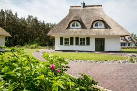 Außenansicht Eingang Ferienhaus Haubenlerche 14