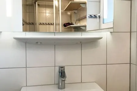 Badezimmer in der Ferienwohnung Frisia 3 in Norddorf auf Amrum Haus Frisia Ferienwohnung Frisia 3