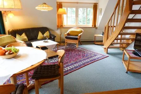 Wohnzimmer in der Ferienwohnung Bi Elschen in Nebel auf Amrum Haus Troeltsch Ferienwohnung  „Bi Elschen"