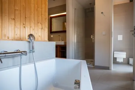Badezimmer Typ B1 Ferienhaus - Hana