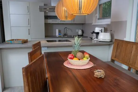Küche / Küchenzeile Typ D2 Ferienwohnung - Hookena Beach