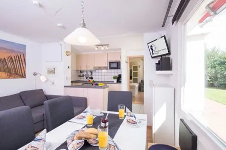 Wohnzimmer (ERL12) Ferienhaus Thorn