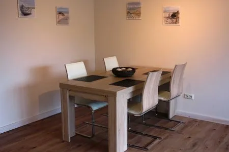 Küche / Küchenzeile (MEI27) Ferienwohnung "Strandperle"