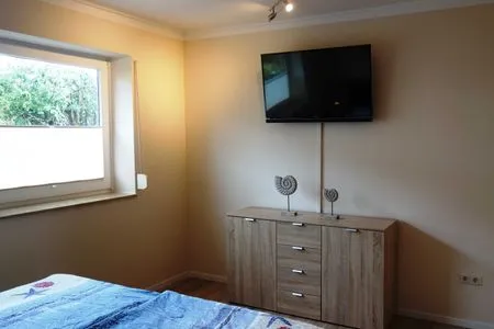 Schlafzimmer (MEI27) Ferienwohnung "Strandperle"