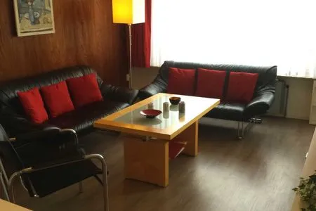 Wohnzimmer (ROD32d) Ferienwohnung "Schmidt"