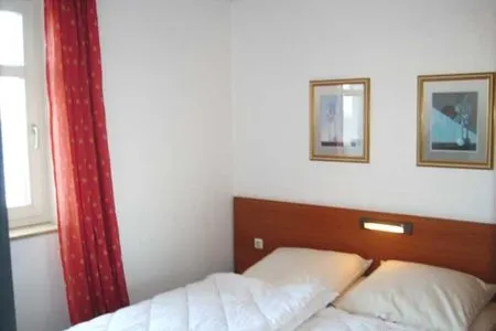 Schlafzimmer (STR123c) Ferienwohnung  "Strandhotel" - App. 25