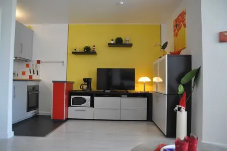 Wohnzimmer (STR123L) Ferienwohnung "Sarah"