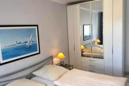 Schlafzimmer (STR150b) Ferienwohnung "Residenz Johannsens - App. 20" F****