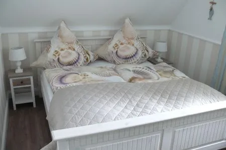 Schlafzimmer (WIK 7a) Ferienwohnung "Topp 1"