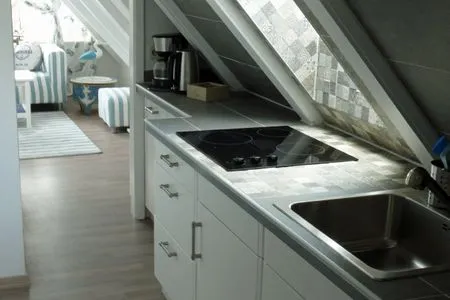 Küche / Küchenzeile (WIK 7c) Ferienwohnung "Topp 3"