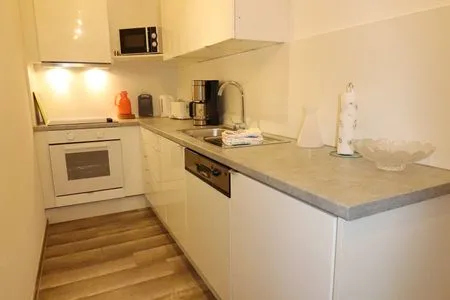 Küche / Küchenzeile Haus Rungholt Wohnung 9