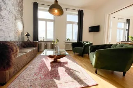 TV / Multimedia Altbauwohnung mit Panorama Schleiblick, Balkon und Kamin im Herzen von Schleswig