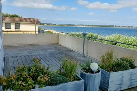 Terrasse mit Meerblick der Ferienwohnung Wattkieker in Wittdün auf Amrum Haus Nordenlicht Ferienwohnung Wattkieker