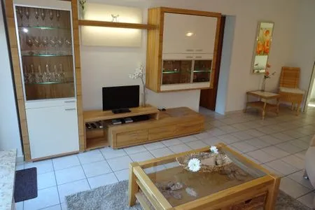 Wohnzimmer (MEI37) Ferienwohnung "Krüger"