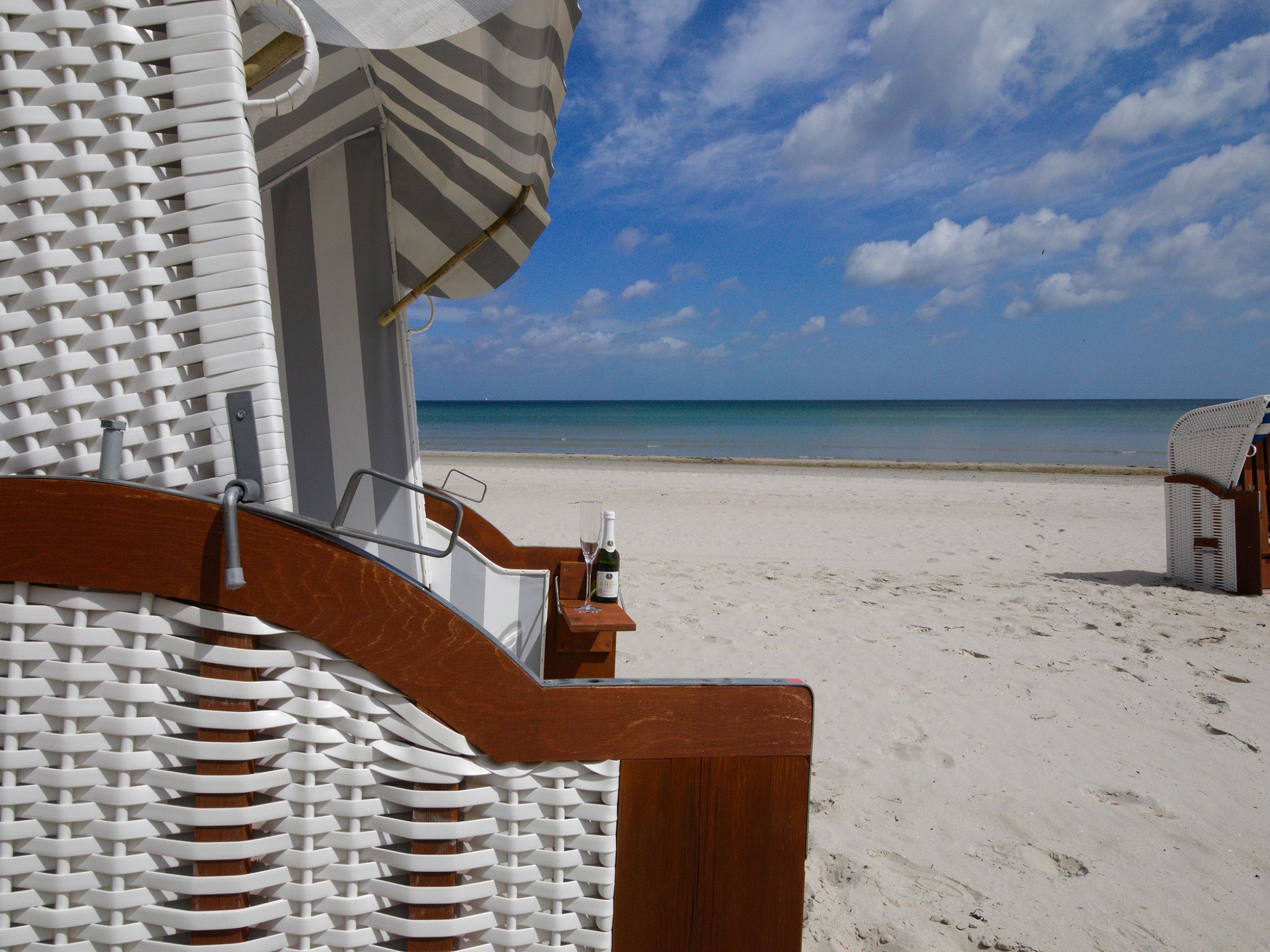 Dünenresidenz Prora Ferienwohnung mit Meerblick, 2 Schlafzimmern und Balkon (NP/115) Insel Rügen - Strand